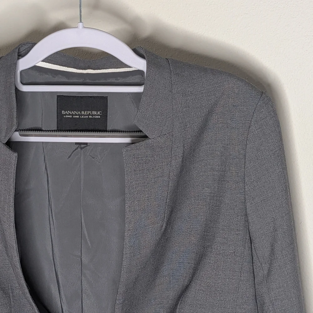Banana Republic Long And Lean Gray Blazer - Picture 2 of 6